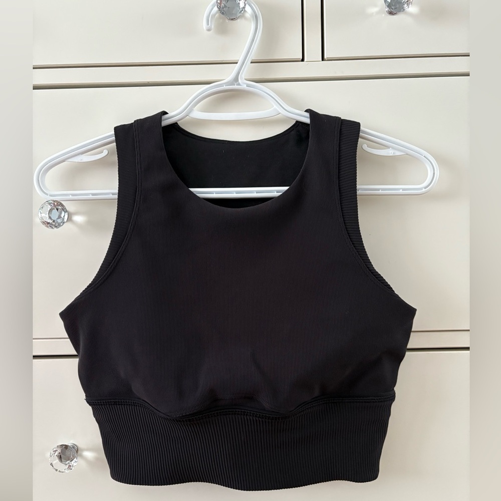LULULEMON Ribbed Crop Top
